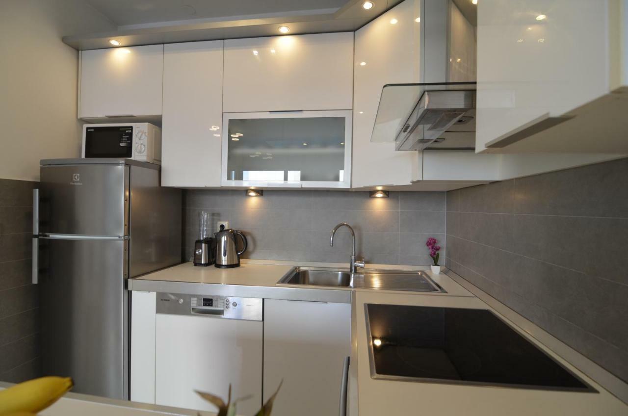 Split Apartment Sinisa Exterior foto
